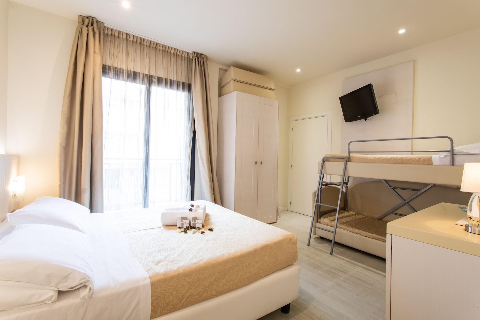 Ferretti Beach Hotel Rimini Esterno foto