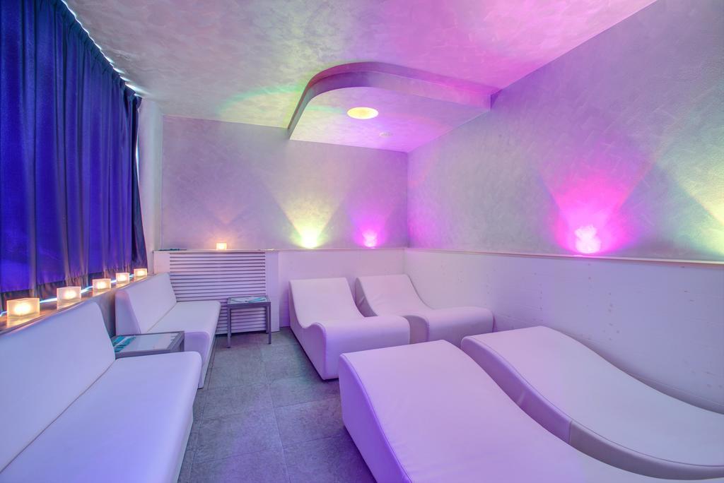 Ferretti Beach Hotel Rimini Esterno foto
